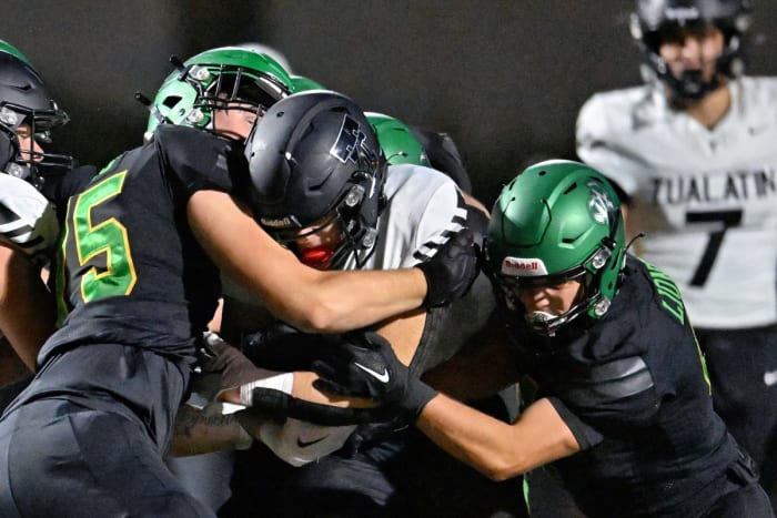 a West Linn Tualatin football Oregon October 5 2023 Leon Neuschwander 35